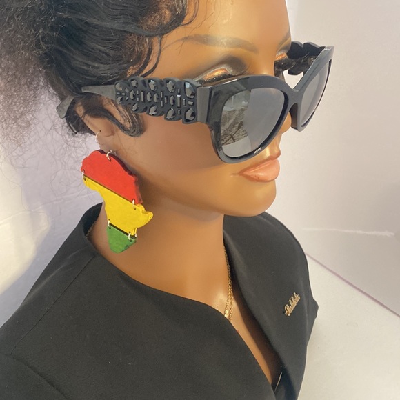 New Authentic New Runway Limited Edition Fendi  Ladies Sunglasses - Picture 8 of 11